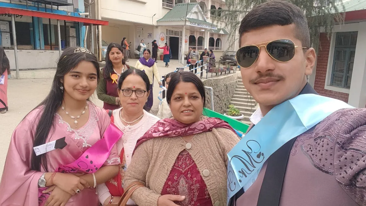 Farewell and Felicitation Ceremony for Class XII Students at PM SHRI ...